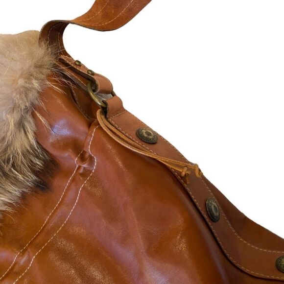 1162 Vintage Barneys NY Crossbody Bucket Bag Saddle Leather Raccoon Trim NWOT - Picture 6 of 10